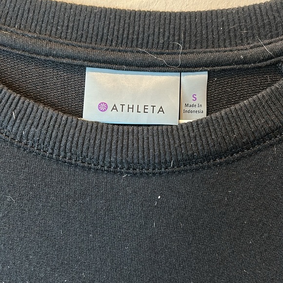 ATHLETA lightweight black sweatshirt with asymmetrical bottom size small - Picture 3 of 5